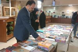برگزاری نمایشگاه کتاب در اداره کل پزشکی قانونی استان لرستان